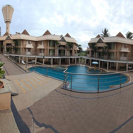 Royal Orchid Central Kireeti Hampi, Hospet Bagian luar foto