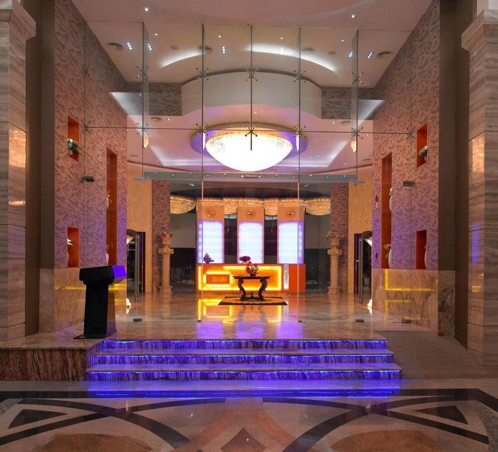 Royal Orchid Central Kireeti Hampi, Hospet Bagian luar foto