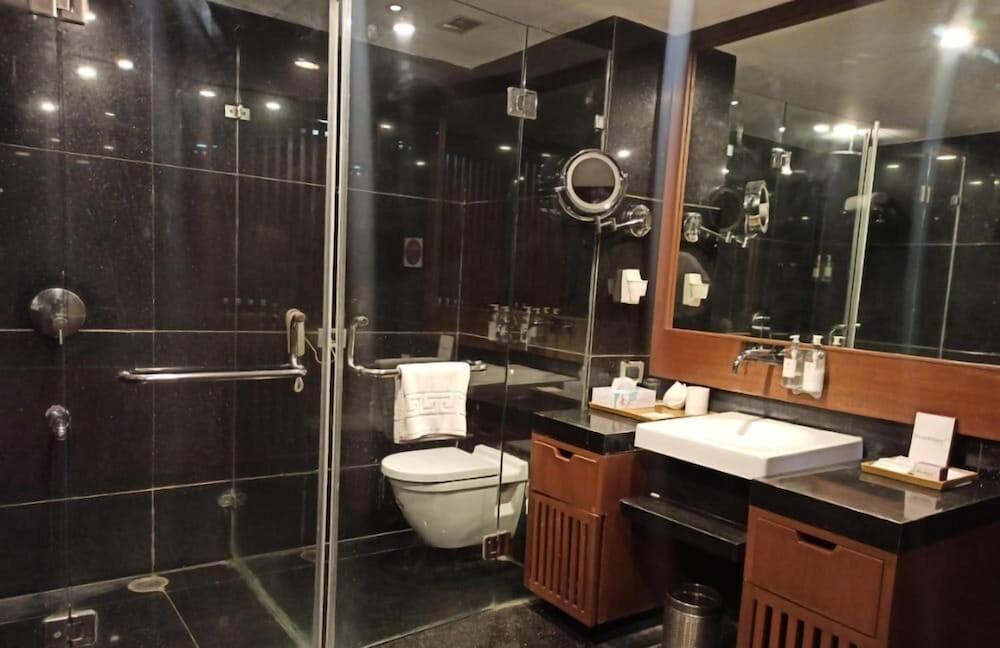 Royal Orchid Central Kireeti Hampi, Hospet Bagian luar foto