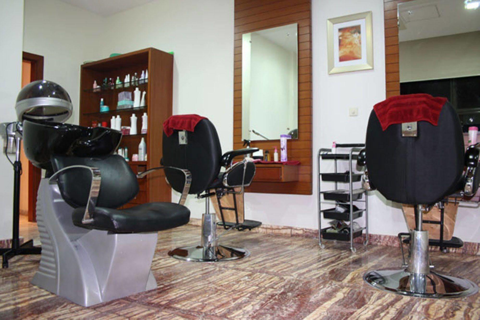 Royal Orchid Central Kireeti Hampi, Hospet Bagian luar foto
